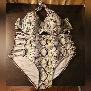 Highwaisted Snakeskin Print Bikini Set